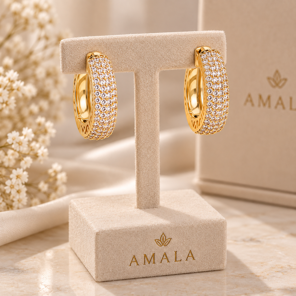 AMALA Éclat Pavé Hoops Gold