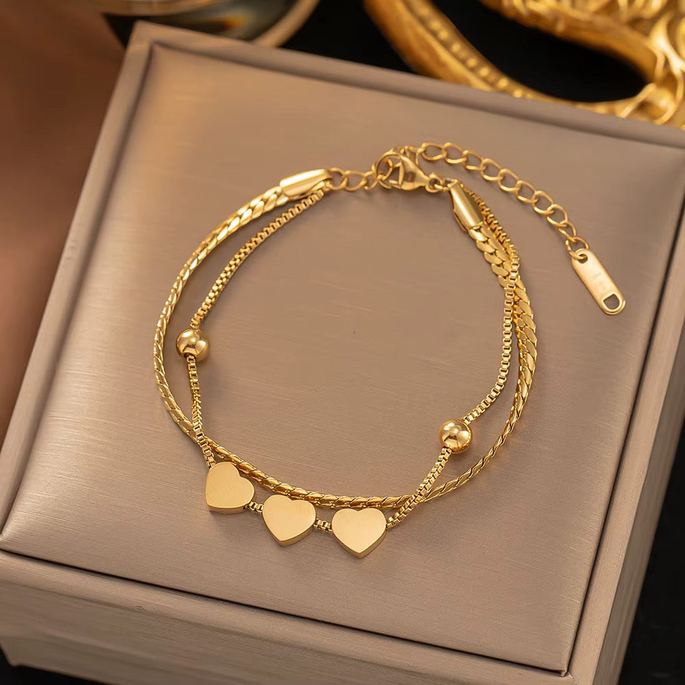 AMALA AUREA SIGNATURE — SET DE BRAZALETES