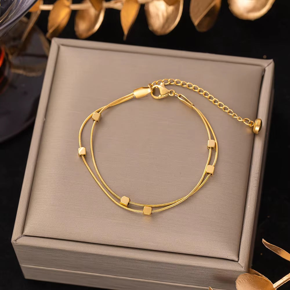 AMALA AUREA SIGNATURE — SET DE BRAZALETES
