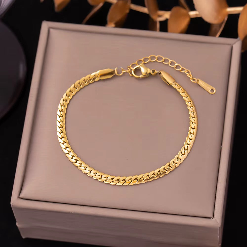 AMALA AUREA SIGNATURE — SET DE BRAZALETES