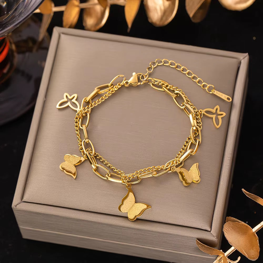AMALA AUREA SIGNATURE — SET DE BRAZALETES