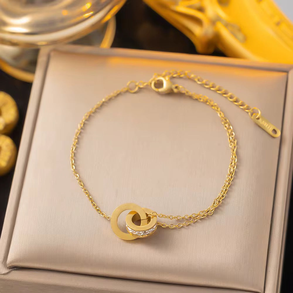 AMALA AUREA SIGNATURE — SET DE BRAZALETES