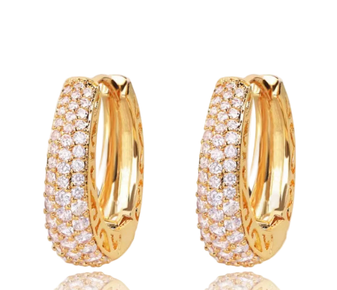 Aretes Dorados con Cristales Pavé